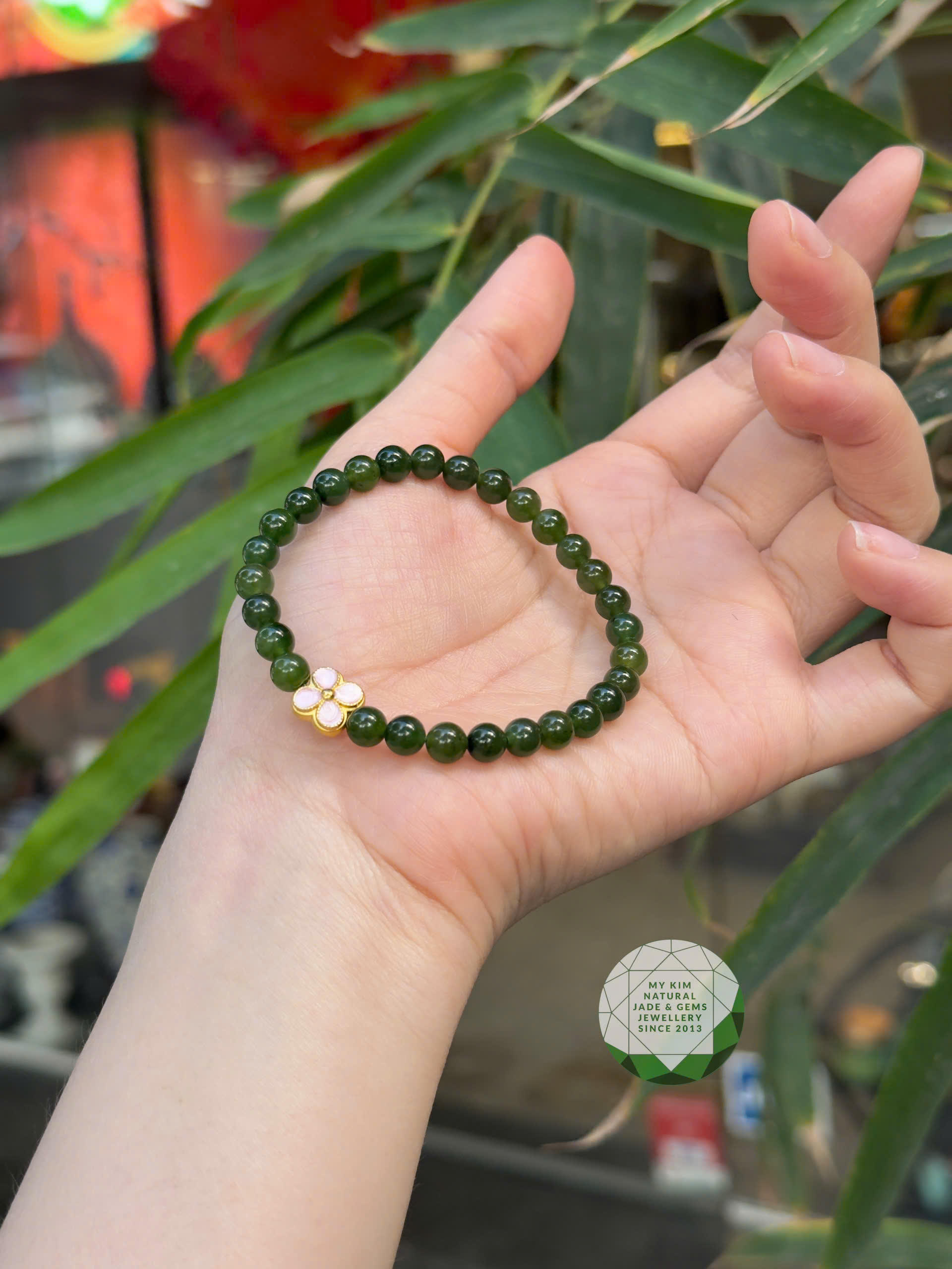 Vòng  Ngọc Bích Nephrite Jade - Charm Cỏ Bốn Lá Vàng 24k