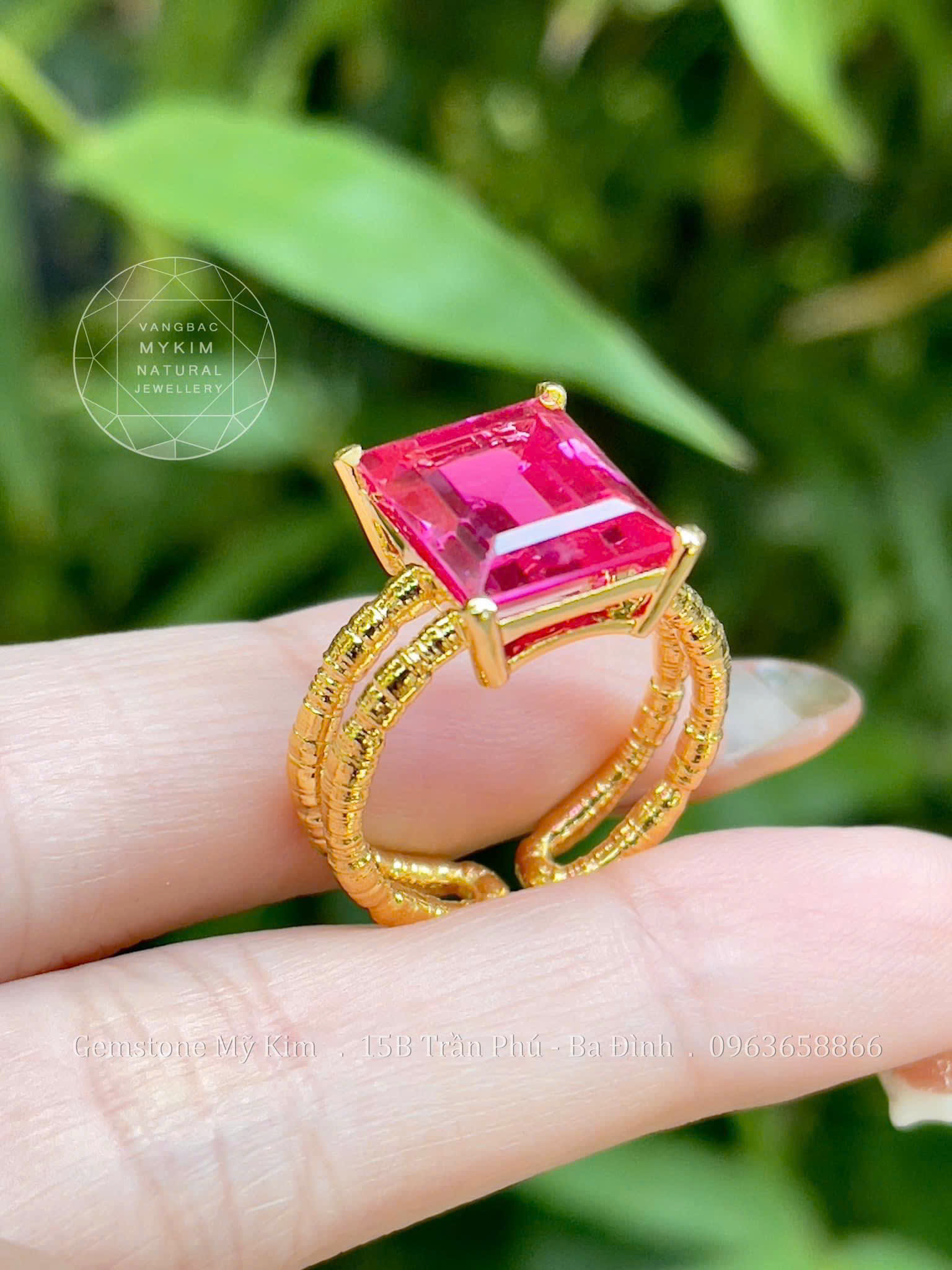 Nhẫn nữ Vàng 10k đá vuông Hồng
