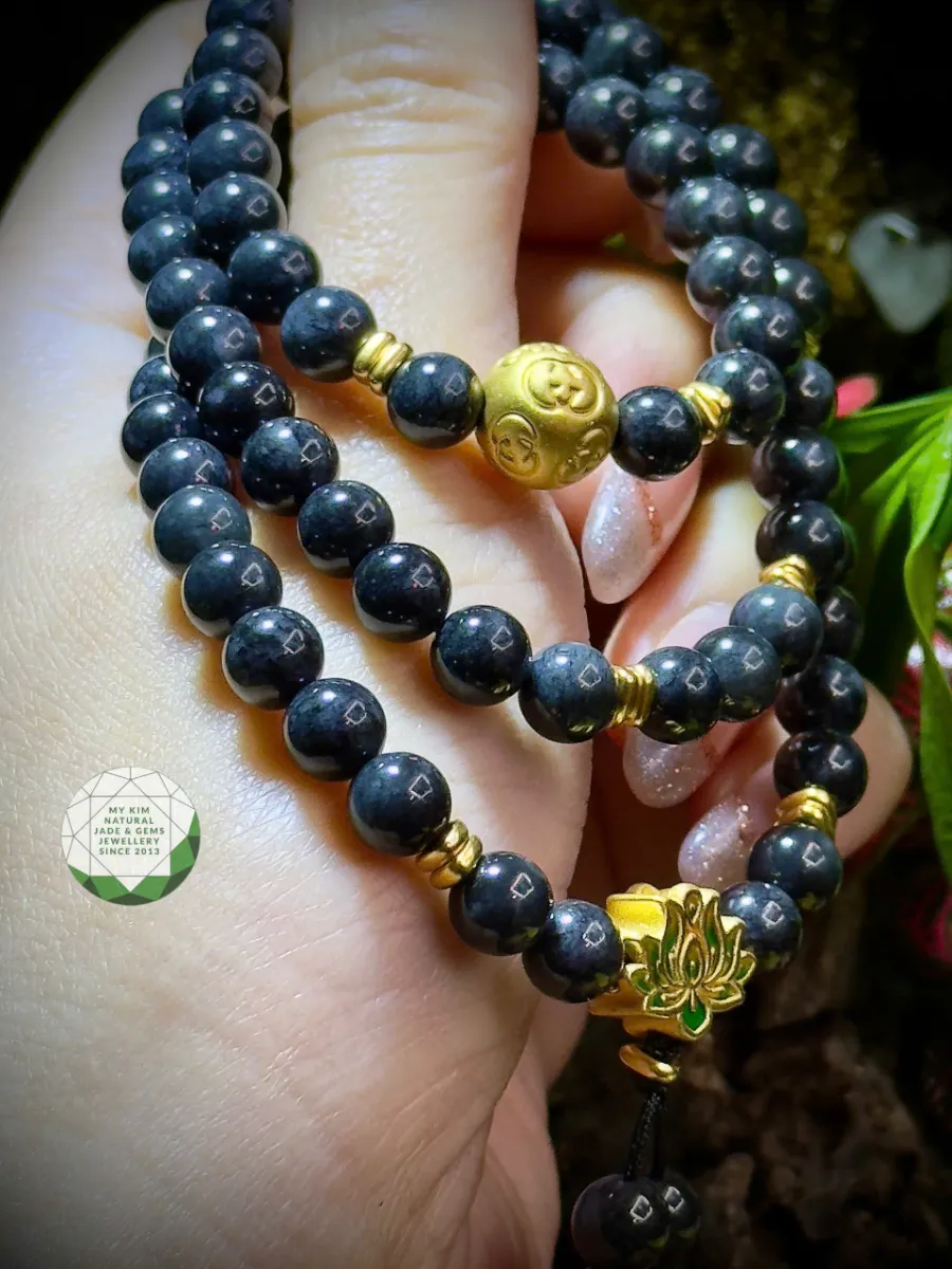 💚 Vòng Ngọc Phỉ Thúy Gà Đen – 3 Vòng Quấn Mix Charm Vàng Hoa Sen | Nội Tâm Vững Chãi – Vẻ Đẹp Tĩnh Tại