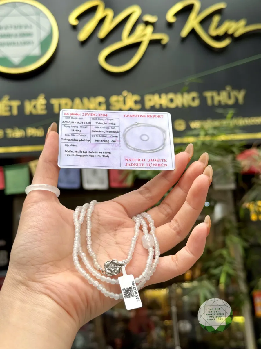 ❄️ Vòng Tay Băng Ngọc Phỉ Thúy Trắng – Mix Lu Thống Điêu Khắc
