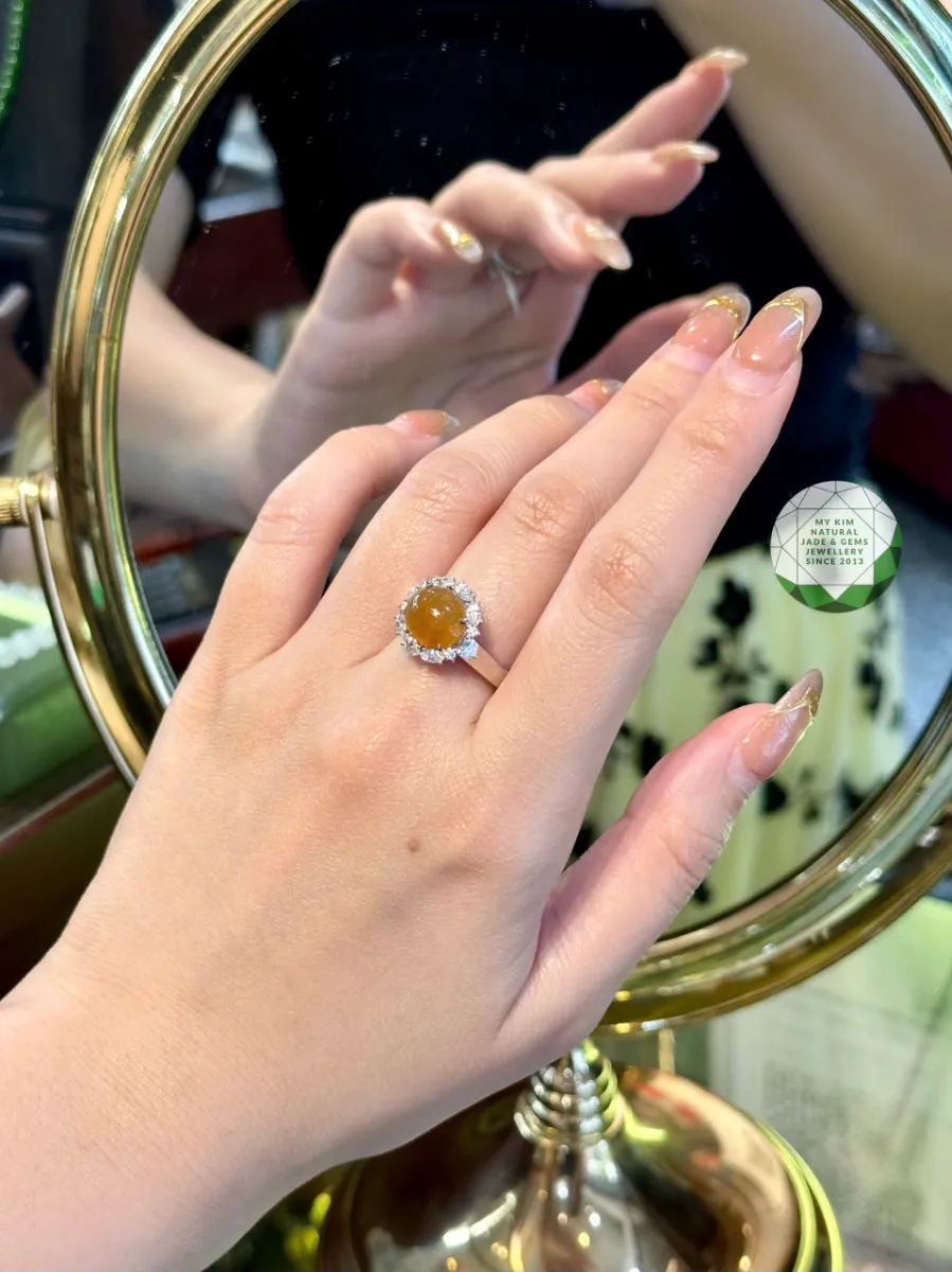 Nhẫn Ngọc Phỉ Thúy Hồng Phỉ Cam Vàng – Vàng Trắng 14k Đính Moissanite Cao Cấp