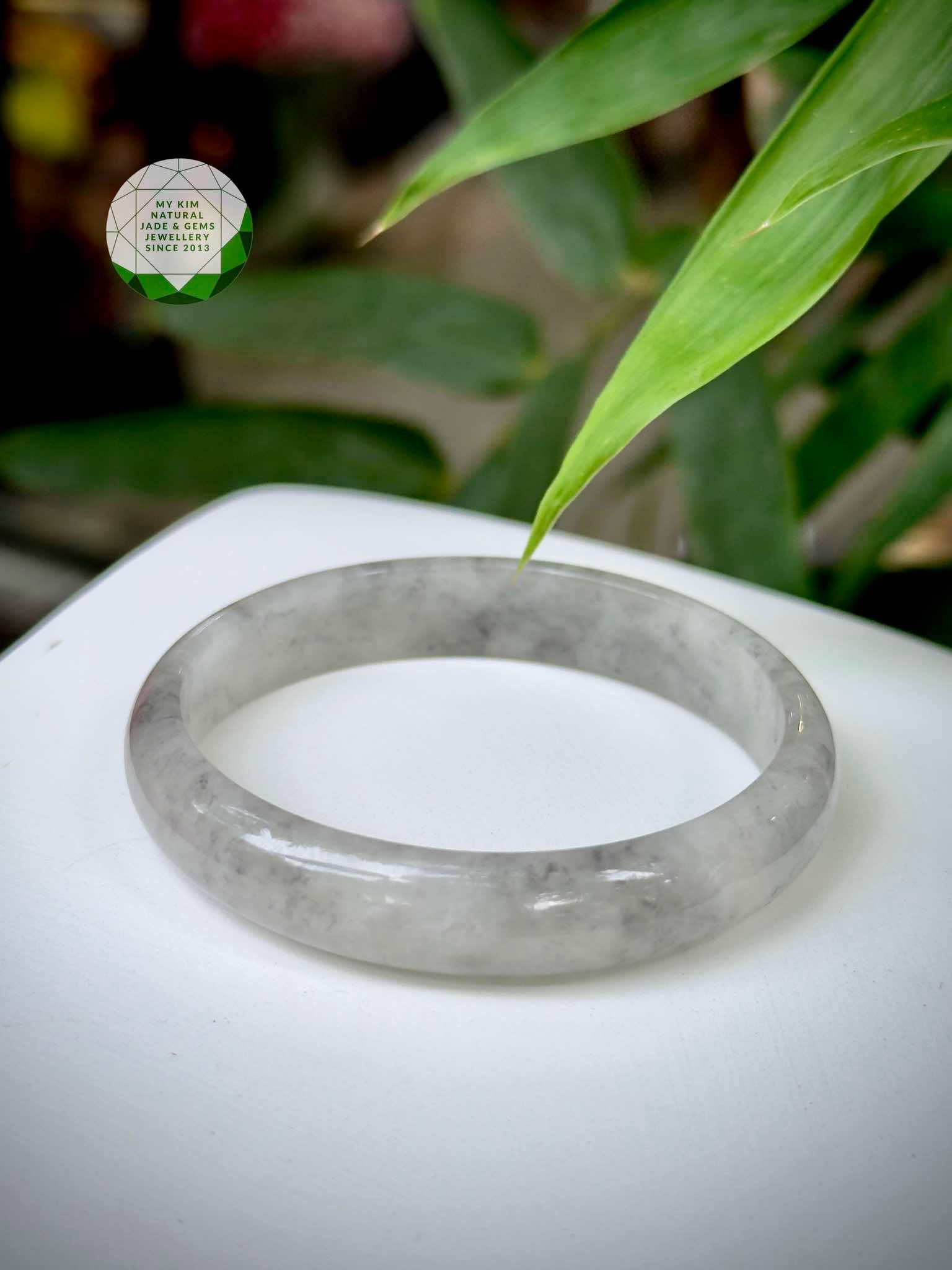 🖤 Vòng Ngọc Phỉ Thúy Gà Đen Bản Hẹ – Sắc Loang Tự Nhiên | Jadeite Tự Nhiên Cao Cấp