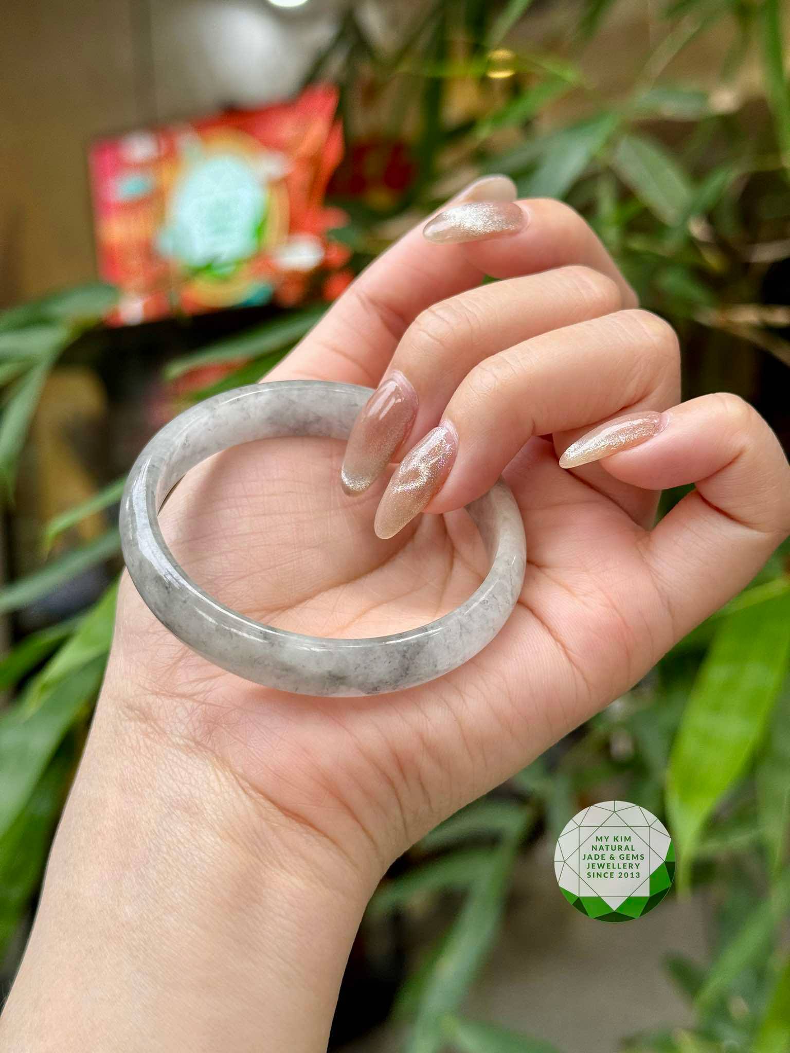 🖤 Vòng Ngọc Phỉ Thúy Gà Đen Bản Hẹ – Sắc Loang Tự Nhiên | Jadeite Tự Nhiên Cao Cấp