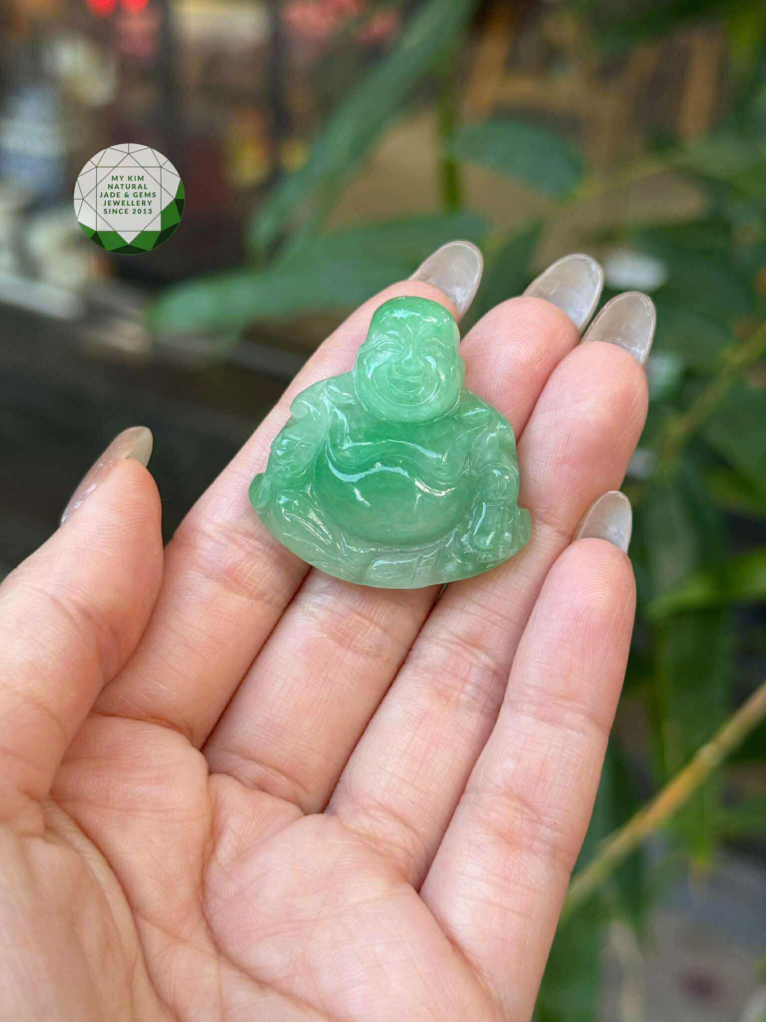 🌿 Mặt Phật Di Lặc Ngọc Phỉ Thúy – Jadeite Xanh Ngọc - Vẻ Đẹp Từ Bi