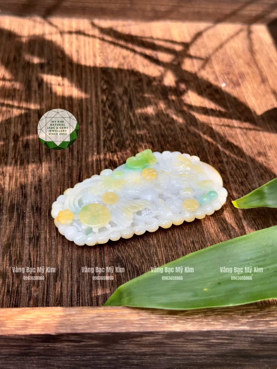 🐉✨ Mặt Ngọc Phỉ Thúy Cá Chép Hóa Rồng – Tượng Trưng Cho Sự Vươn Lên & Phát Đạt