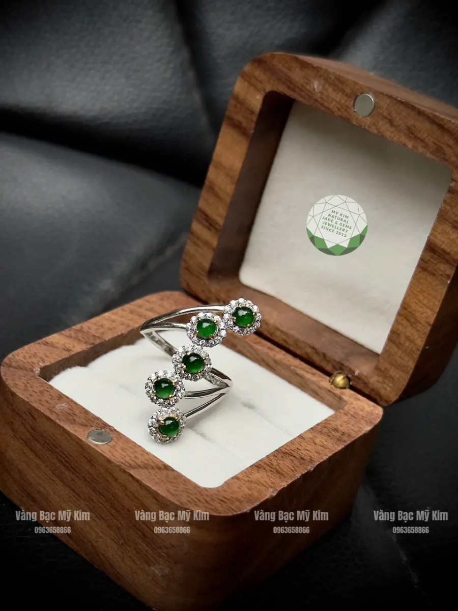 🦚 Nhẫn Ngọc Phỉ Thúy Hoàng Đế (Imperial Jadeite) - Bạc si vàng trắng