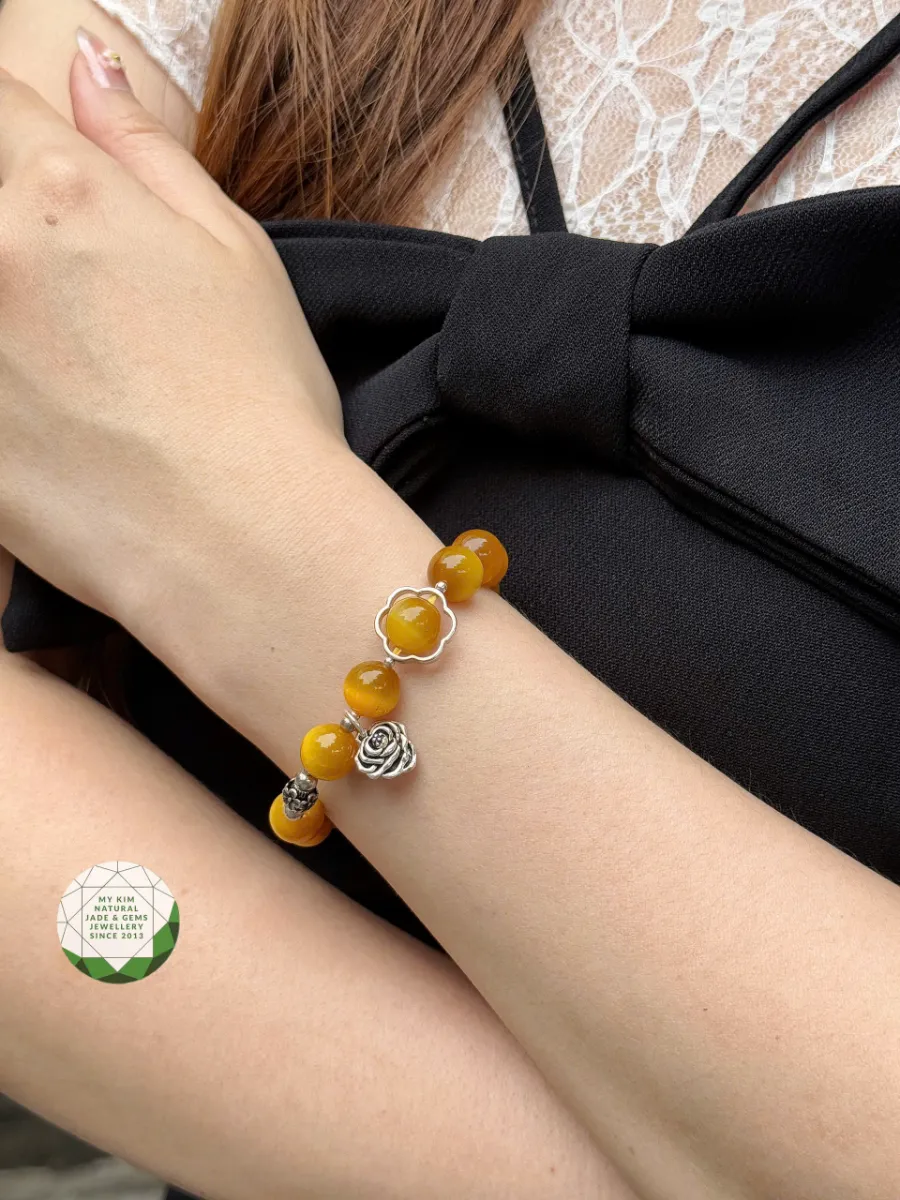 🐯 Vòng Đá Mắt Hổ Vàng Sáng – Mix Charm Bạc 925 | Tỏa Nội Lực, Sáng Tâm Thức