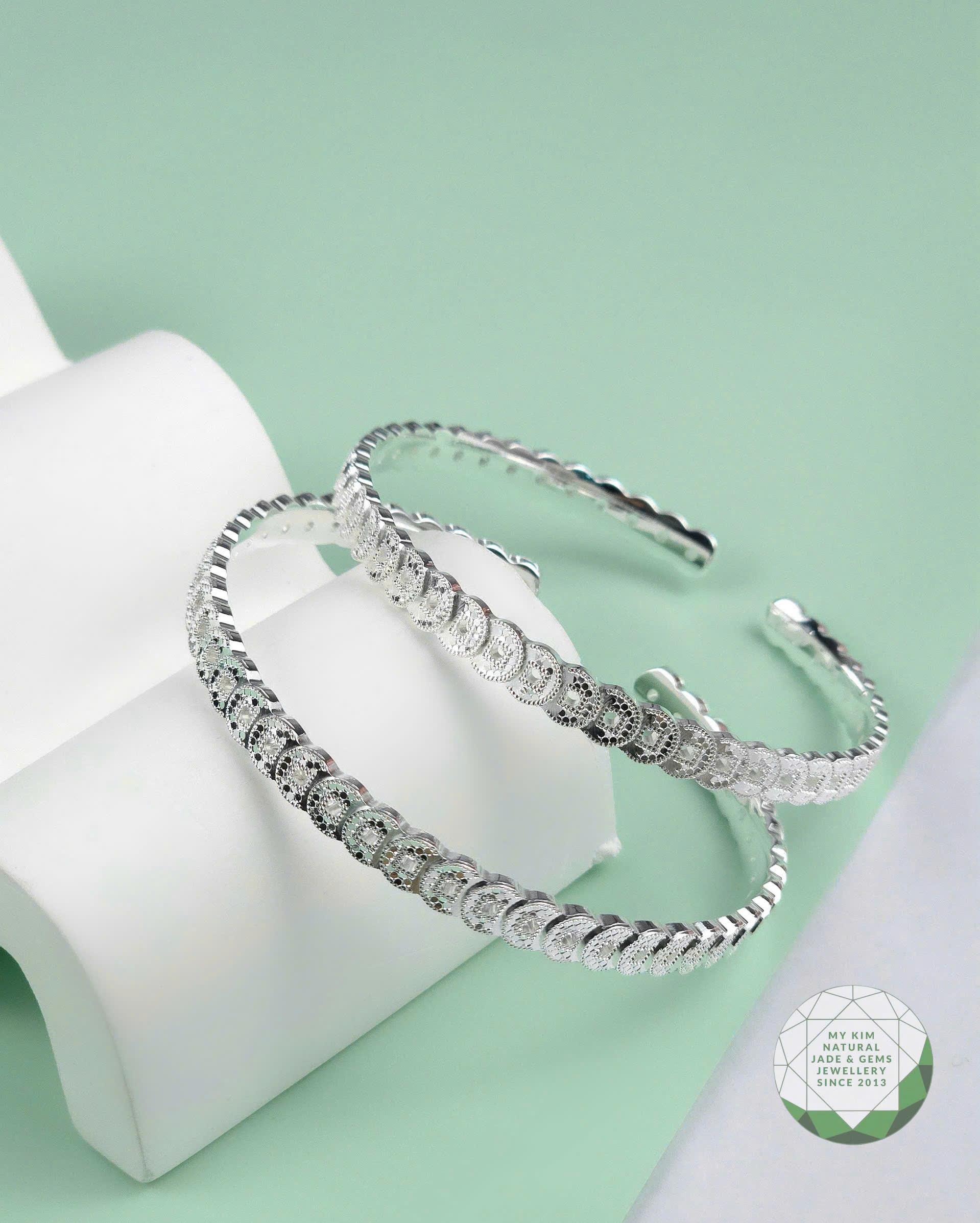 Vòng Bạc 925 Cao Cấp | Thiết Kế Đồng Xu Kim Tiền Cổ Xếp Lớp – Vẻ Đẹp Truyền Thống Trong Dáng Vòng Hiện Đại