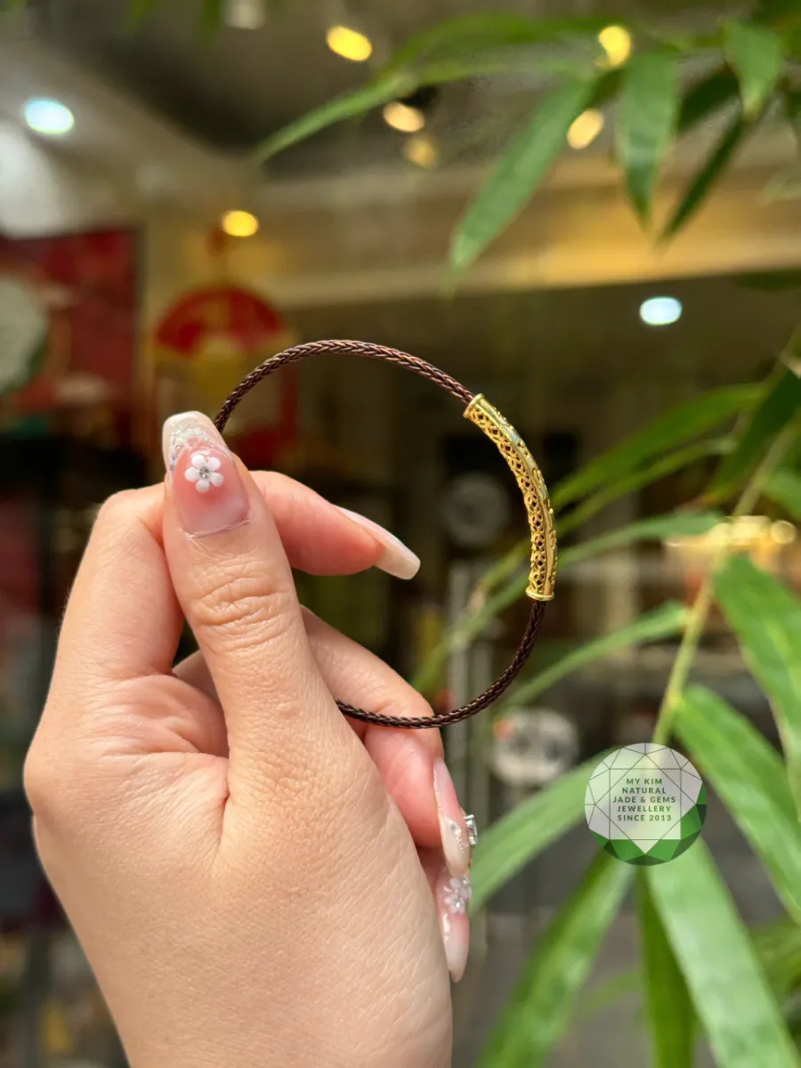 ✨ Dây Cáp Nâu Mix Charm Ummani Vàng – Tối Giản Mà Ấn Tượng